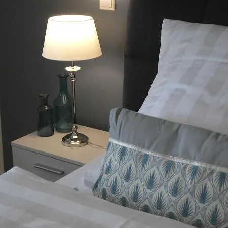 Luxus-fewo Eagle Direkt Am Golfplatz Mit Garage Und Terrasse Lejlighed